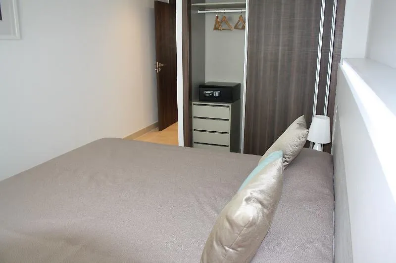 *** Hotel Aqua Apartments Vento, Marbella Spain
